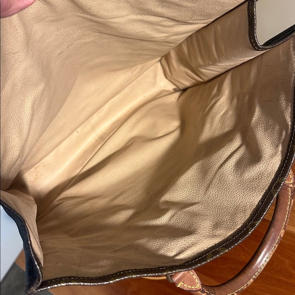 Louis Vuitton Monogram Sac Plat Tote - Picture 3 of 13